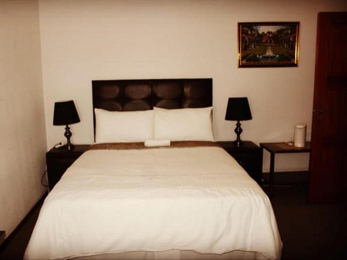 Moshitametsi Guesthouse Kempton Park Extérieur photo