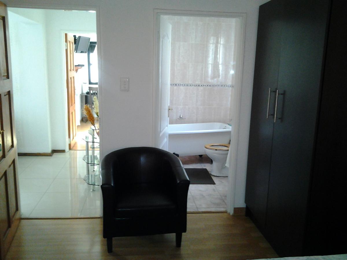 Moshitametsi Guesthouse Kempton Park Extérieur photo