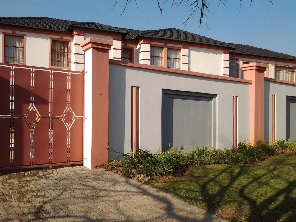Moshitametsi Guesthouse Kempton Park Extérieur photo