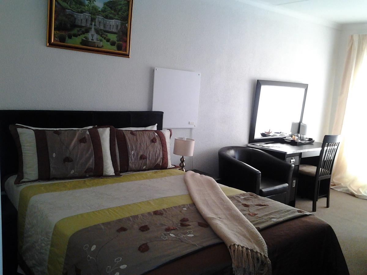 Moshitametsi Guesthouse Kempton Park Extérieur photo