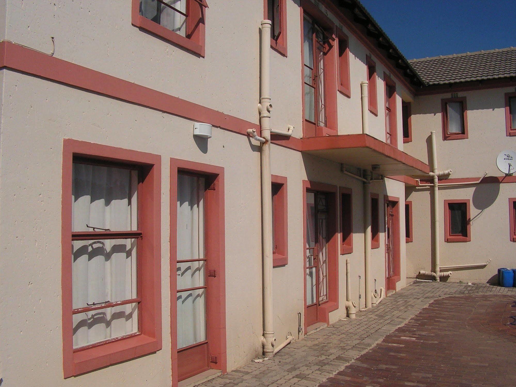 Moshitametsi Guesthouse Kempton Park Extérieur photo
