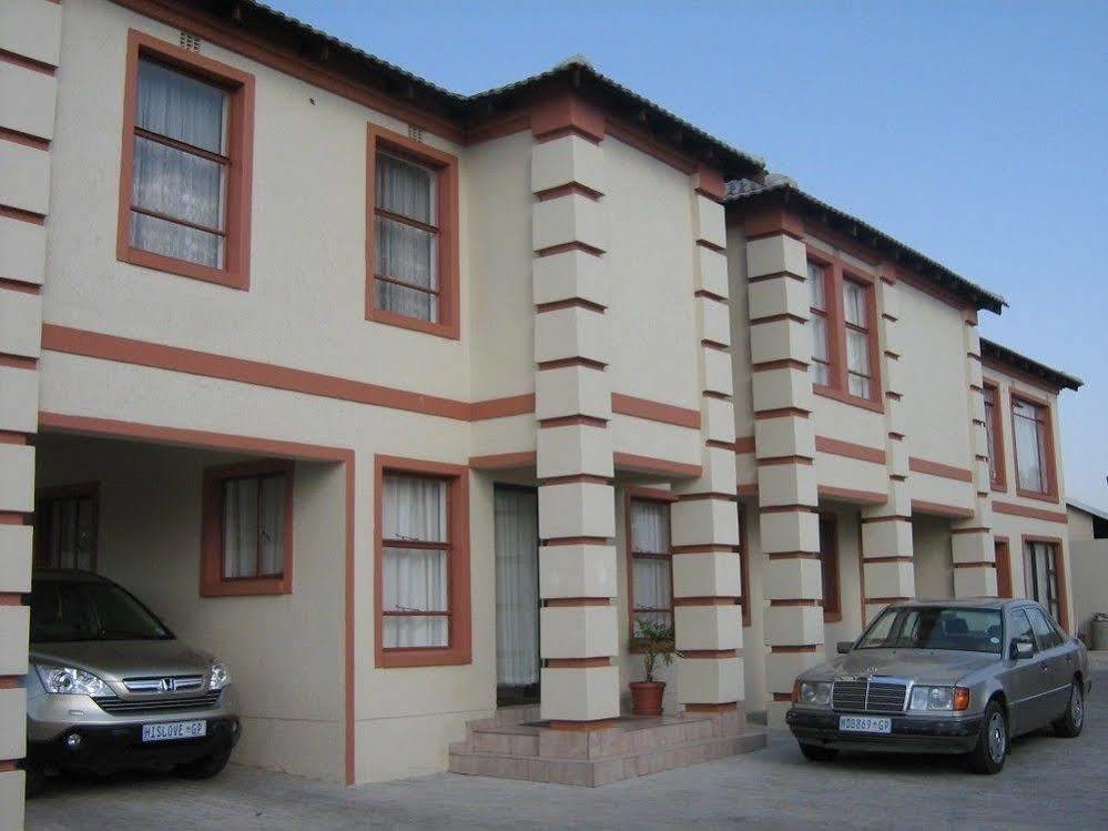 Moshitametsi Guesthouse Kempton Park Extérieur photo