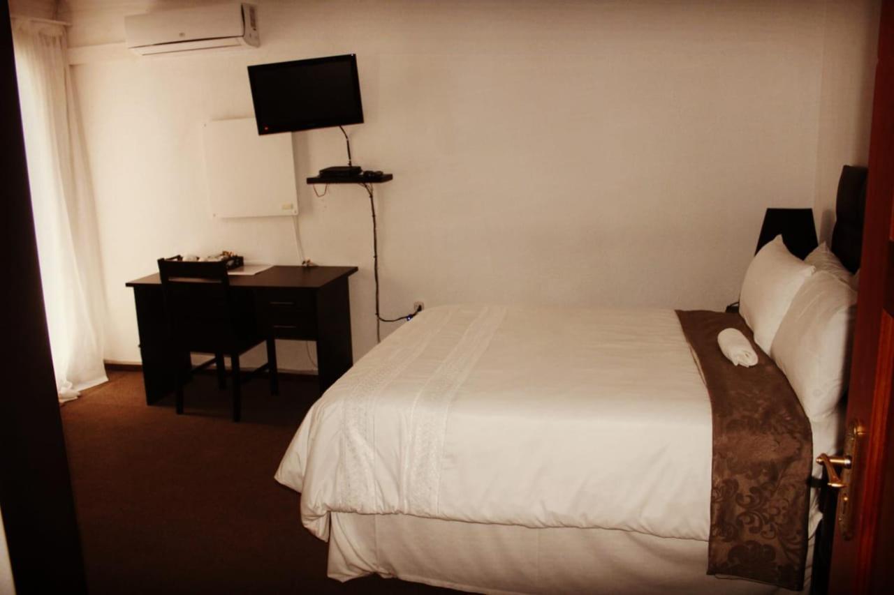Moshitametsi Guesthouse Kempton Park Extérieur photo