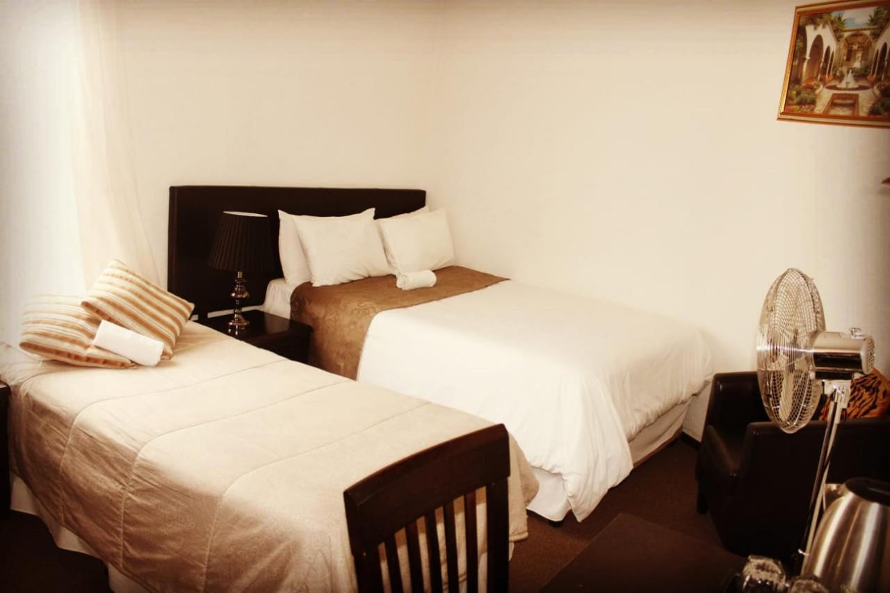 Moshitametsi Guesthouse Kempton Park Extérieur photo